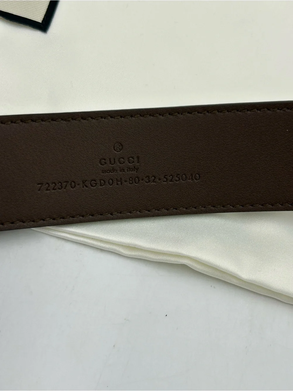 Unisex Gucci Monogram Canvas Belt with Gold engraved Buckle - Beige/Brown 80/32